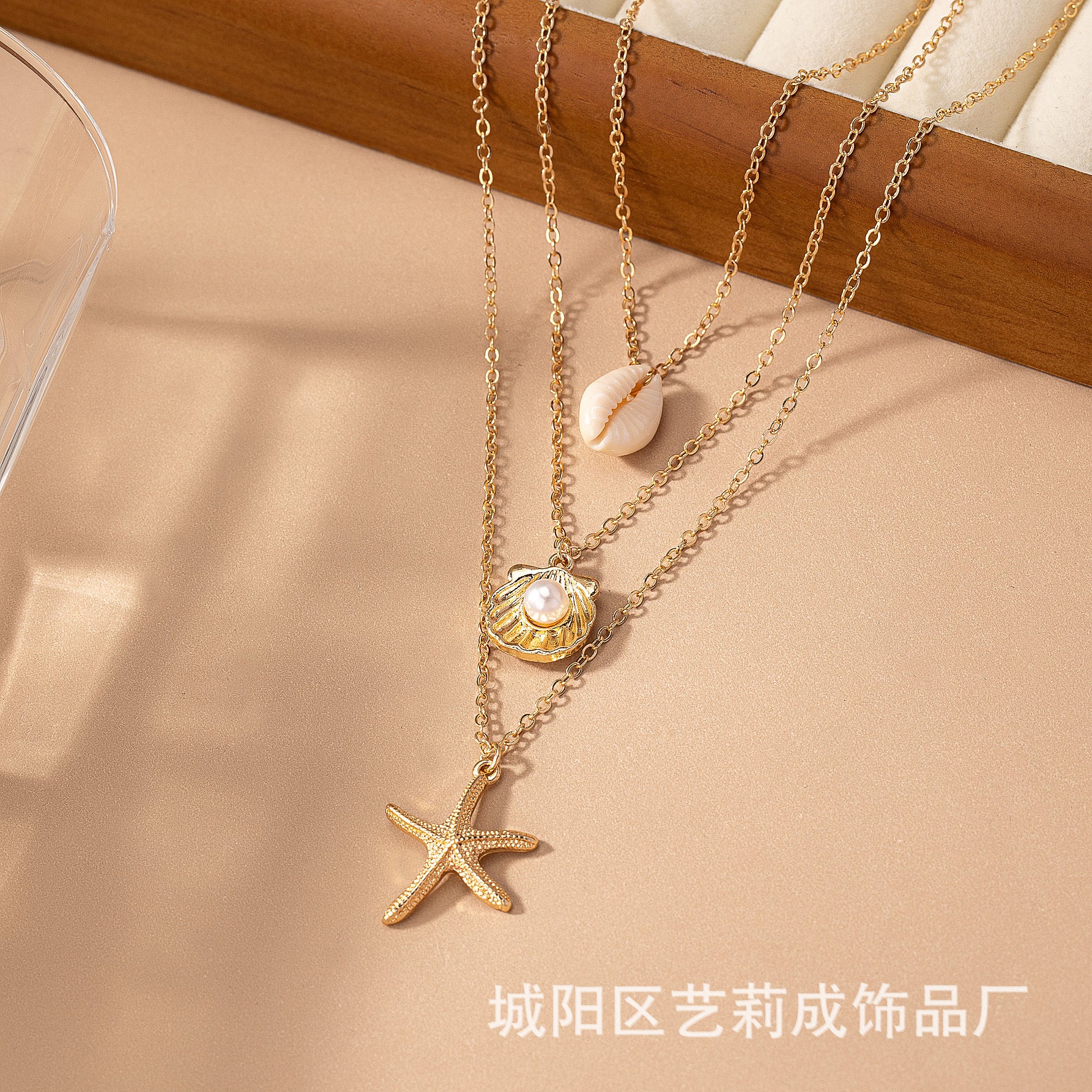 Wholesale Starfish Shell Pendant Necklace Women Beach Vacation Style Fashion Jewelry Accessory Boutique Resale