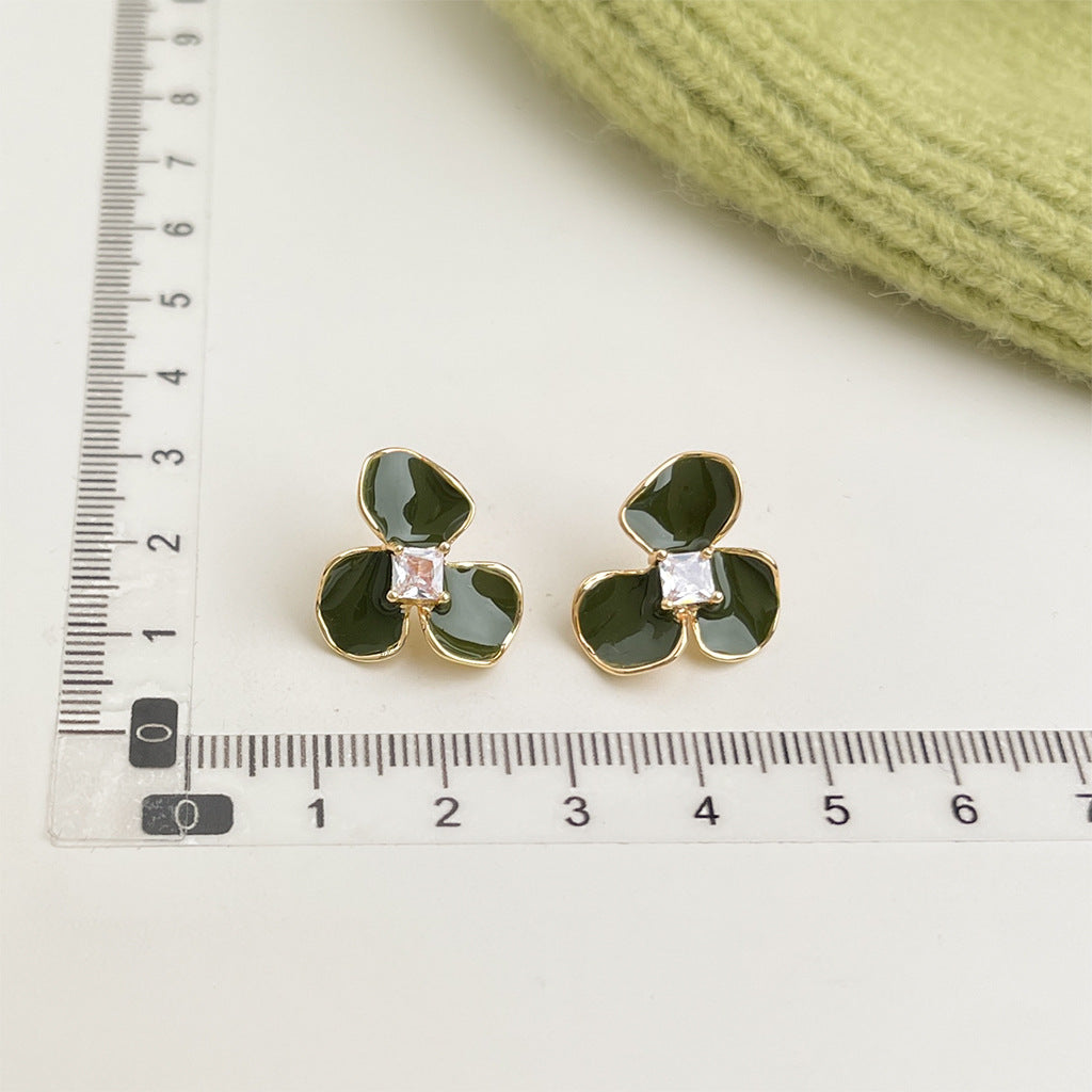 Wholesale Retro Green Oil Drop Flower Earrings