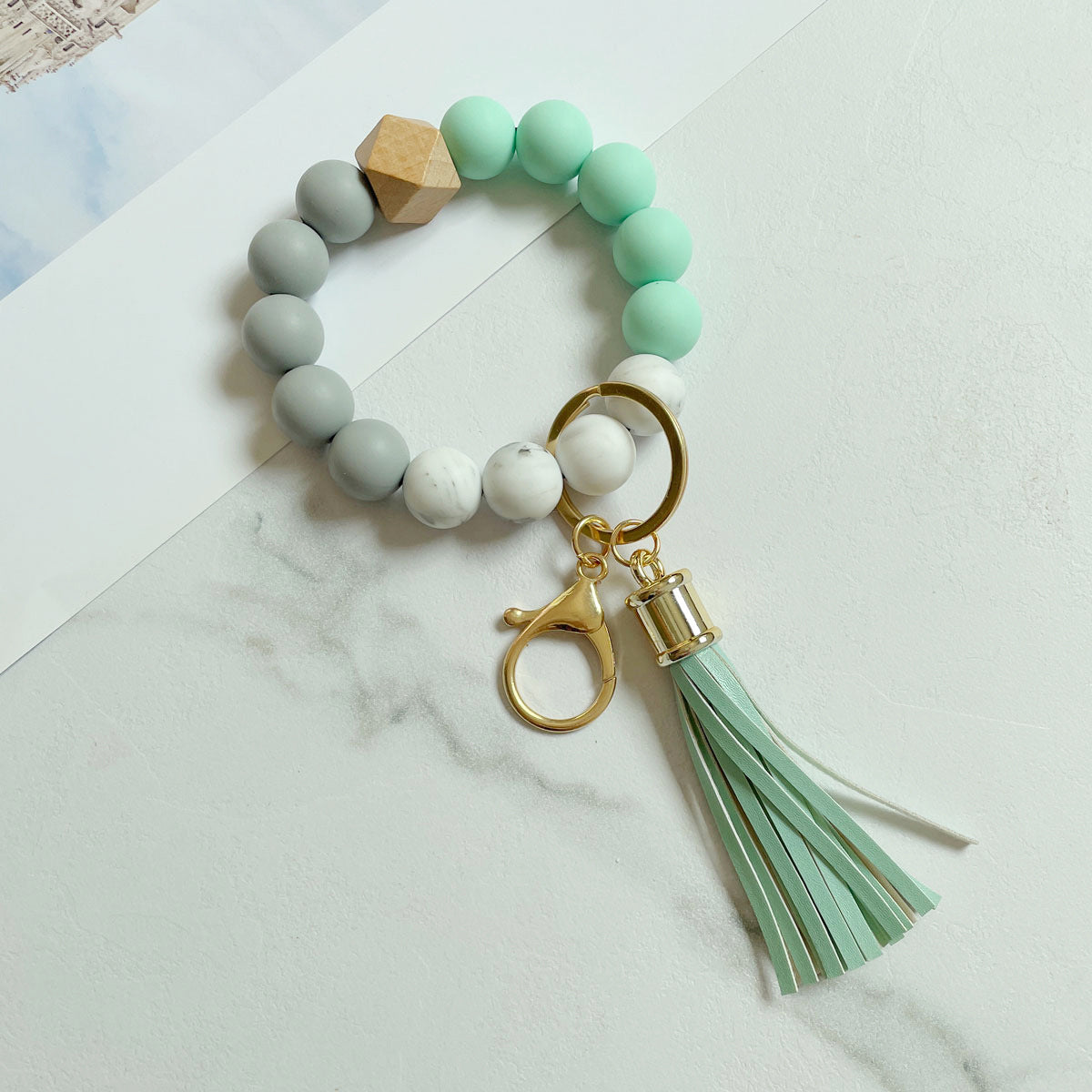 Wholesale Silicone Beads Bracelet Wooden Beads Leopard Print Cow Print Wristlet Keychain ACC-KC-Jinz001