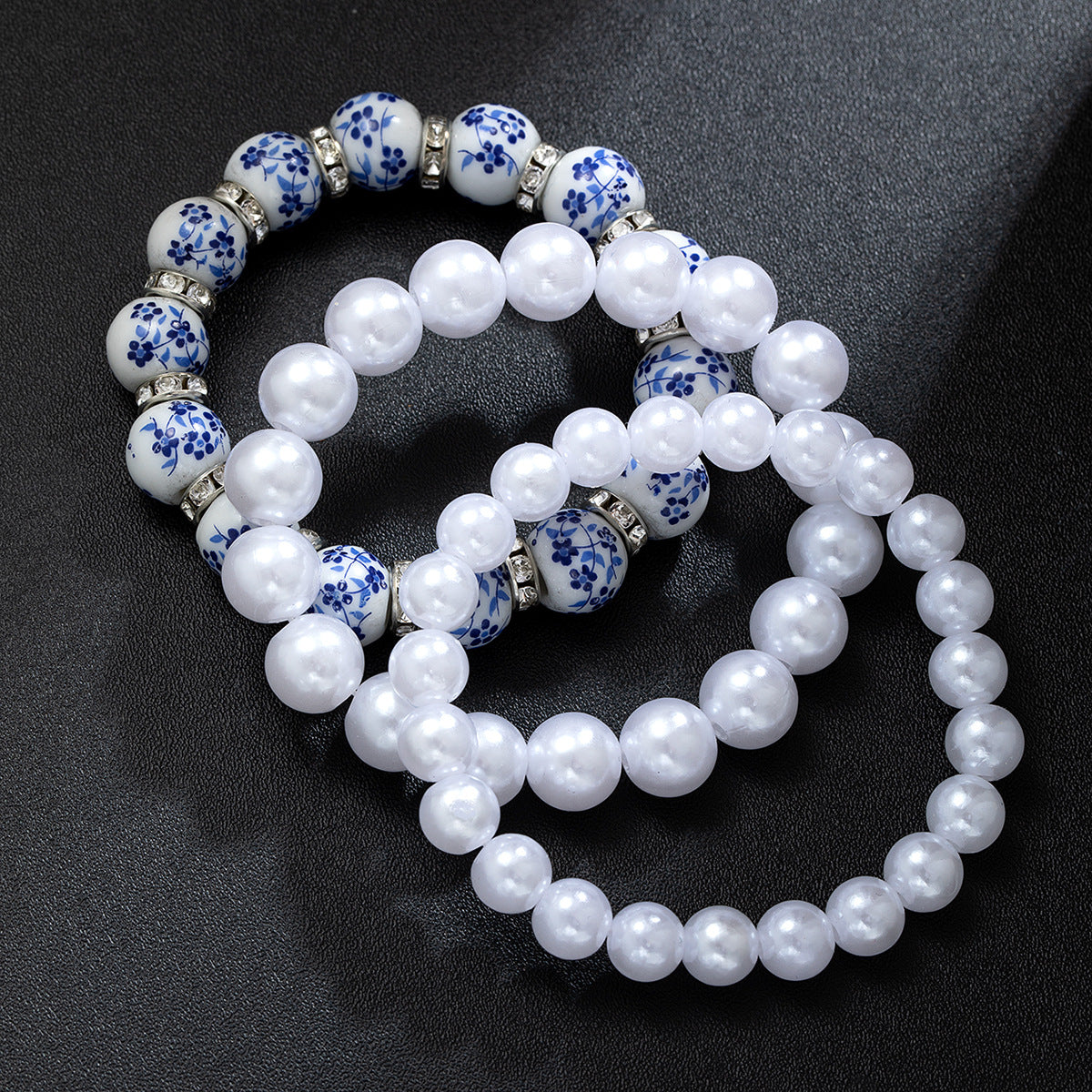 Wholesale Acrylic Diamond Blue and White Ceramic Pearl Beaded Elastic Bracelet