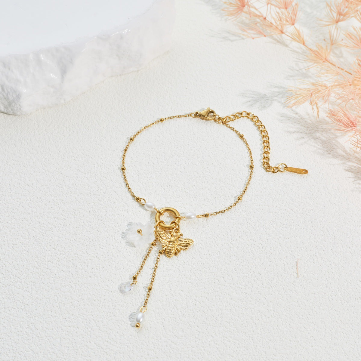 Wholesale Stainless Steel Bee,  Flower,  and Pearl Tassel Clavicle Necklace