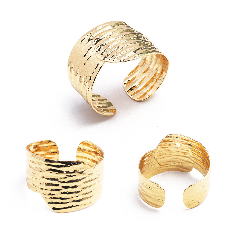 Wholesale Retro Polished Stainless Steel Open C-Shaped Cuff Bracelet