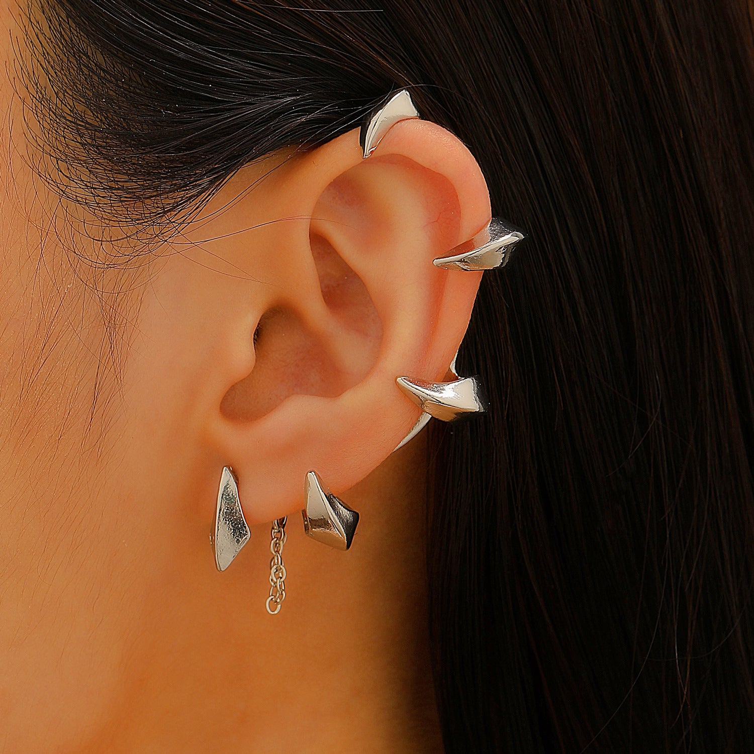 Wholesale Dragon Ear Cuff Clip On Earrings For Women Punk Style Non Pierced Zircon Ancient Silver Stylish Jewelry Gift