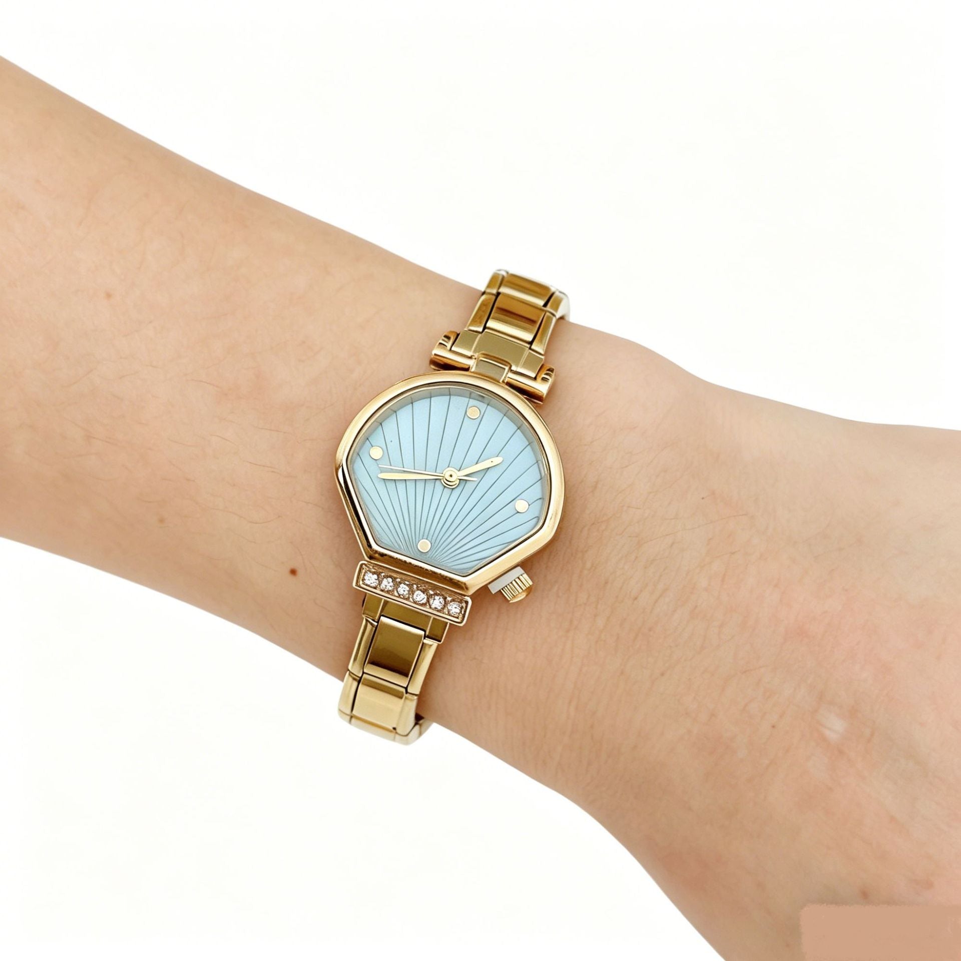 Wholesale Trendy Modular Retro Shell Watch,  Stylish Quartz Watch for Couples,  Everyday Fashion Accessory for Resale