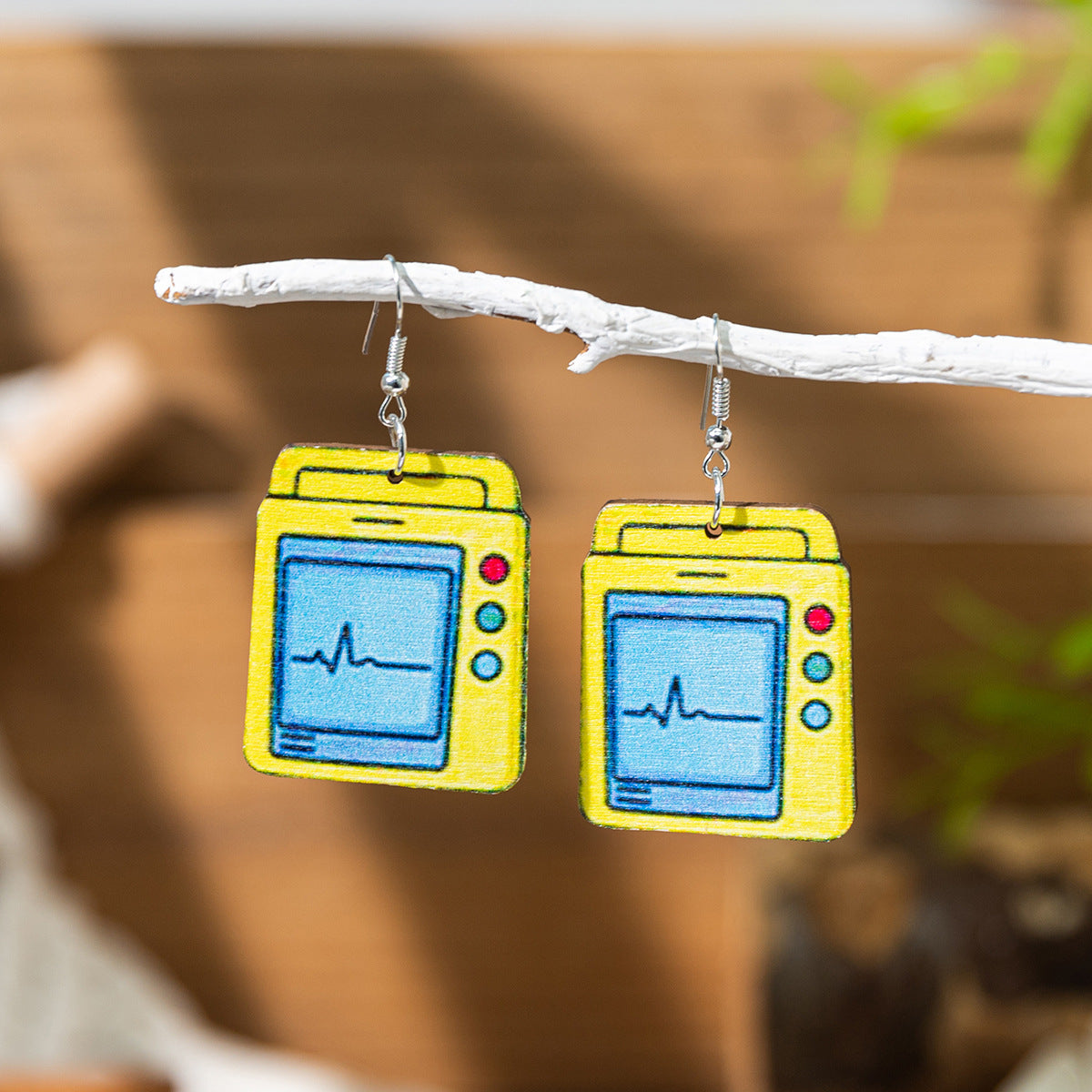 Wholesale Nurses Day Fun Needle-Shaped Stethoscope Printed Wooden Creative Earrings