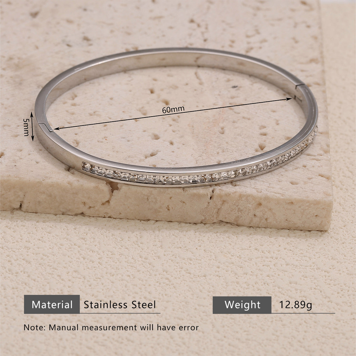 Wholesale Light Luxury  Bracelet for Women 18K Titanium Steel Color Retention