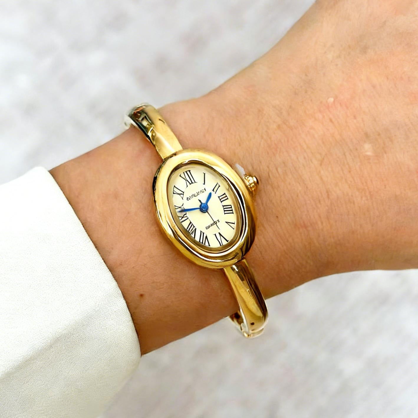 Wholesale Vintage Women' s Bracelet Watch Quartz Waterproof DIY Chain Student Gift Fashion Accessory
