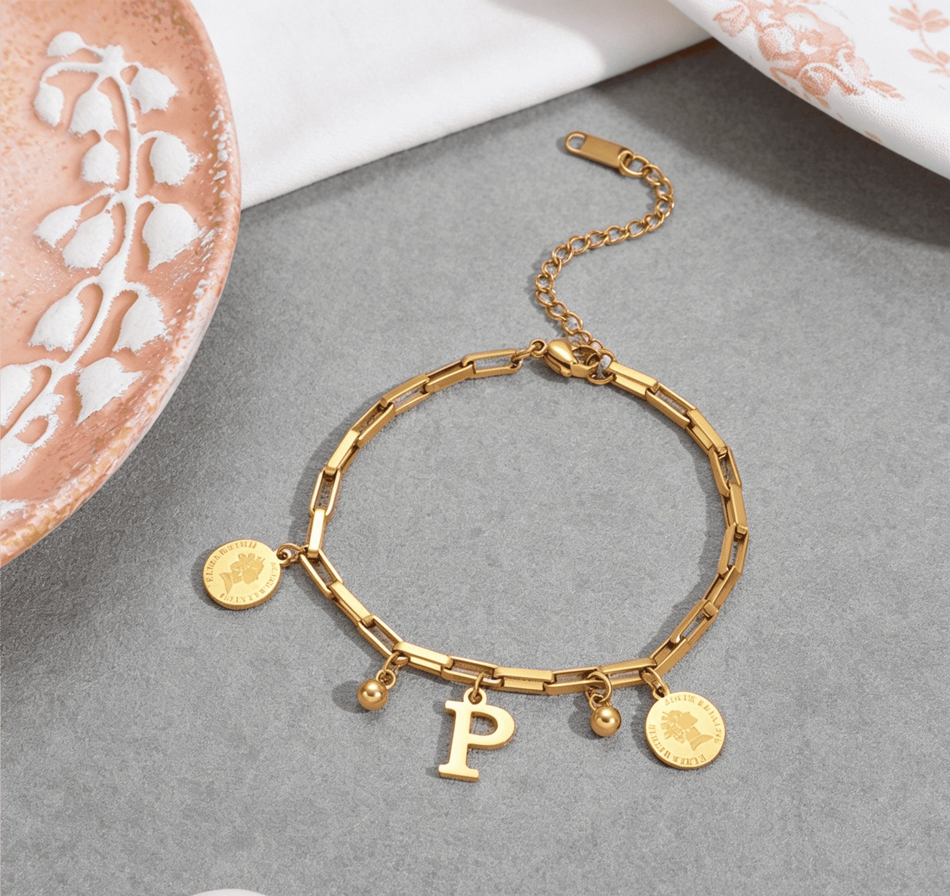 Wholesale Titanium Steel Gold Plated Letter Design Bracelet - Chic Fashion Accessory for Everyday Wear