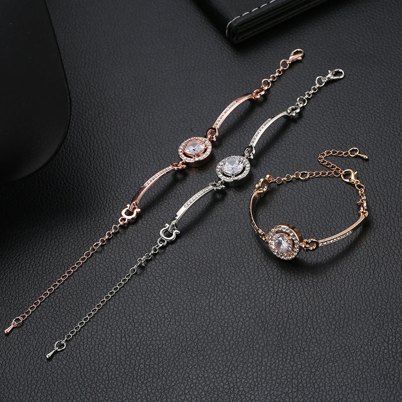 Wholesale Fashionable Geometric Sparkling Bracelet For Women Gold Tone Alloy Jewelry Everyday Wear Gift
