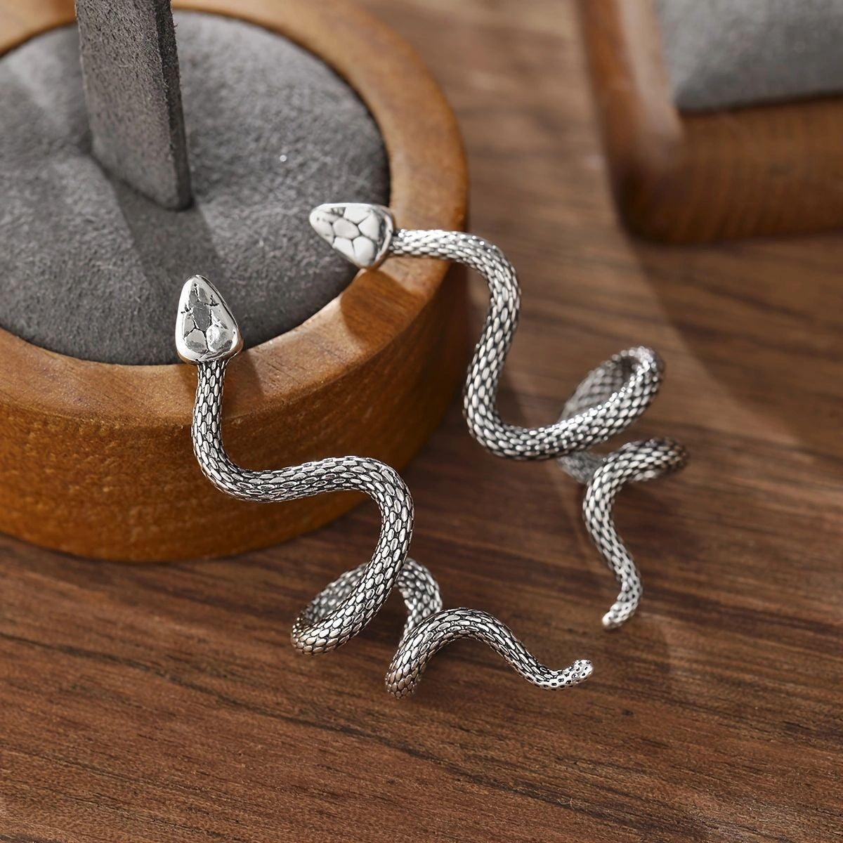 Wholesale  creative personality snake winding earrings