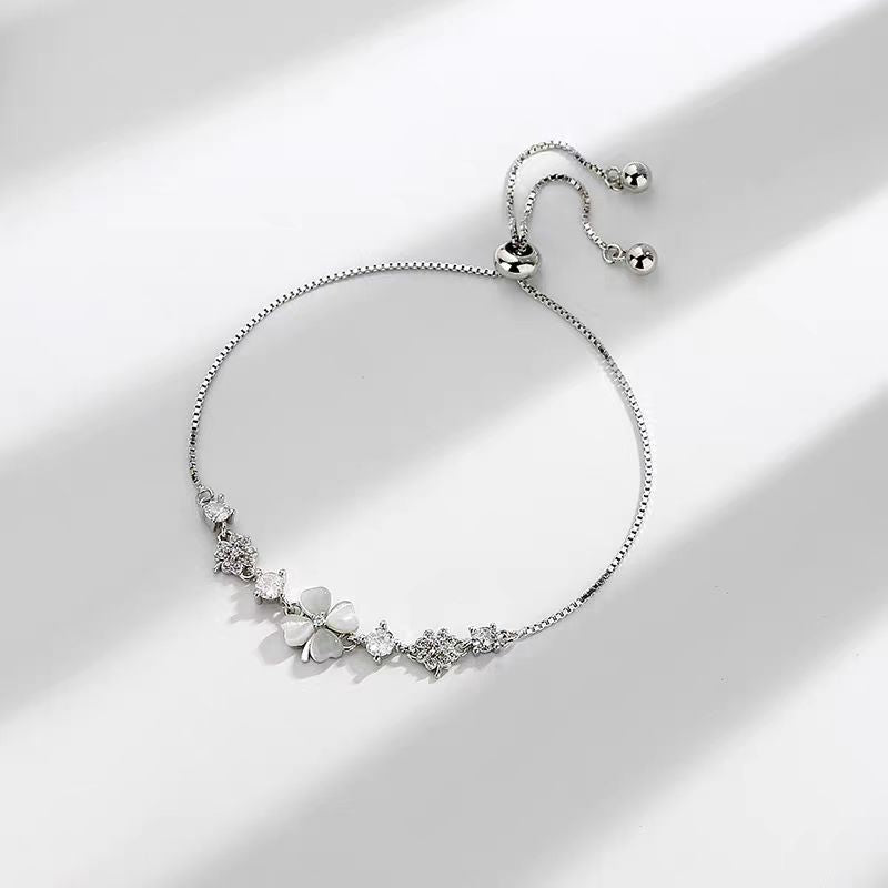 Wholesale Cat' s Eye Flower Bracelet