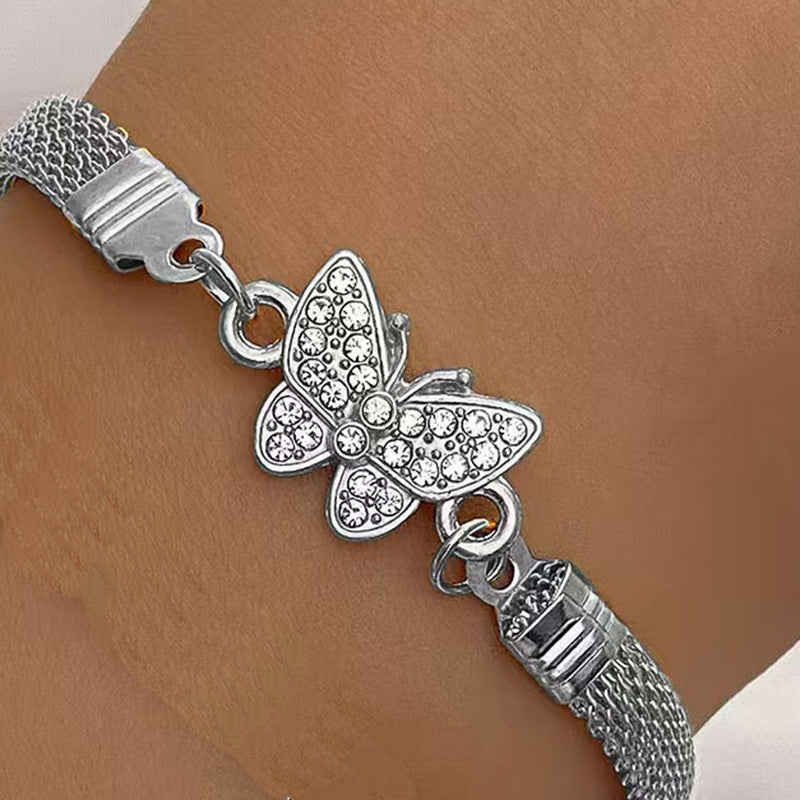 Wholesale Chic Heart Rhinestone Bangle and Butterfly Pendant Jewelry Set - Golden Alloy Fashion Accessory for Women Gift