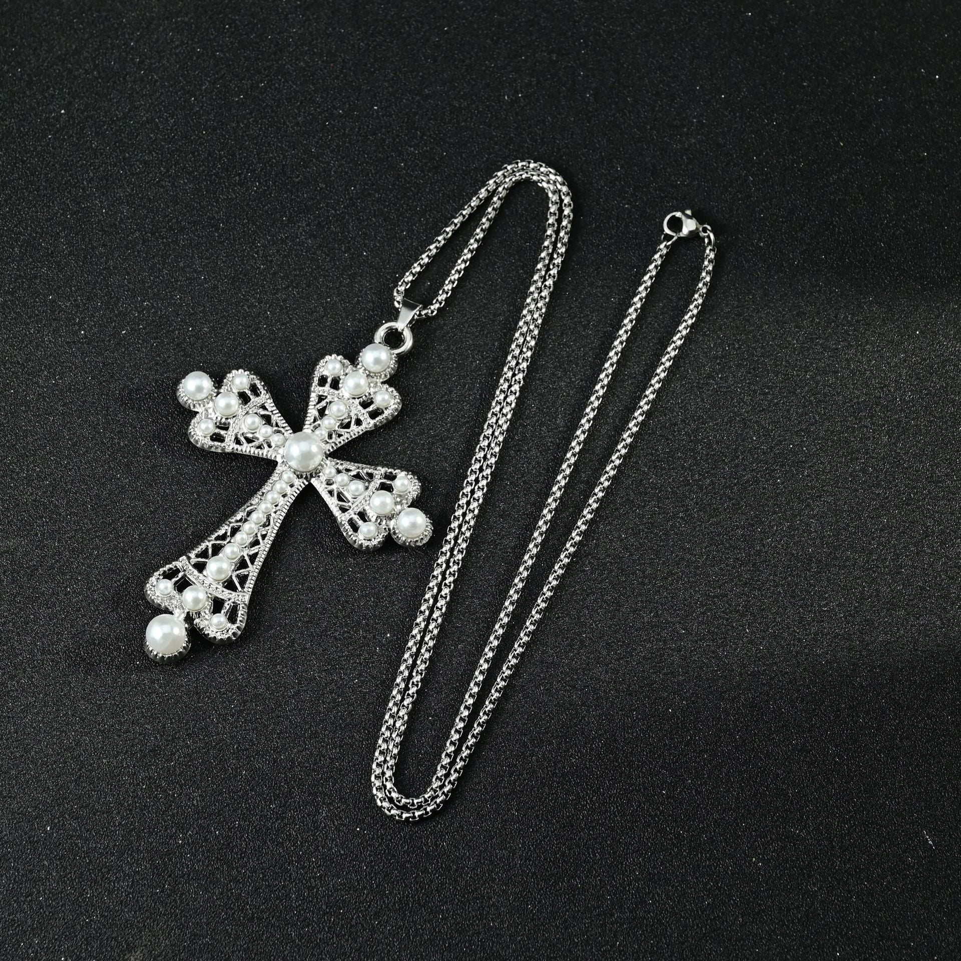 Wholesale Trendy Baroque Pearl Cross Necklace Zinc Alloy Fashion Accessory For Casual Wear Gift Boutique Resale