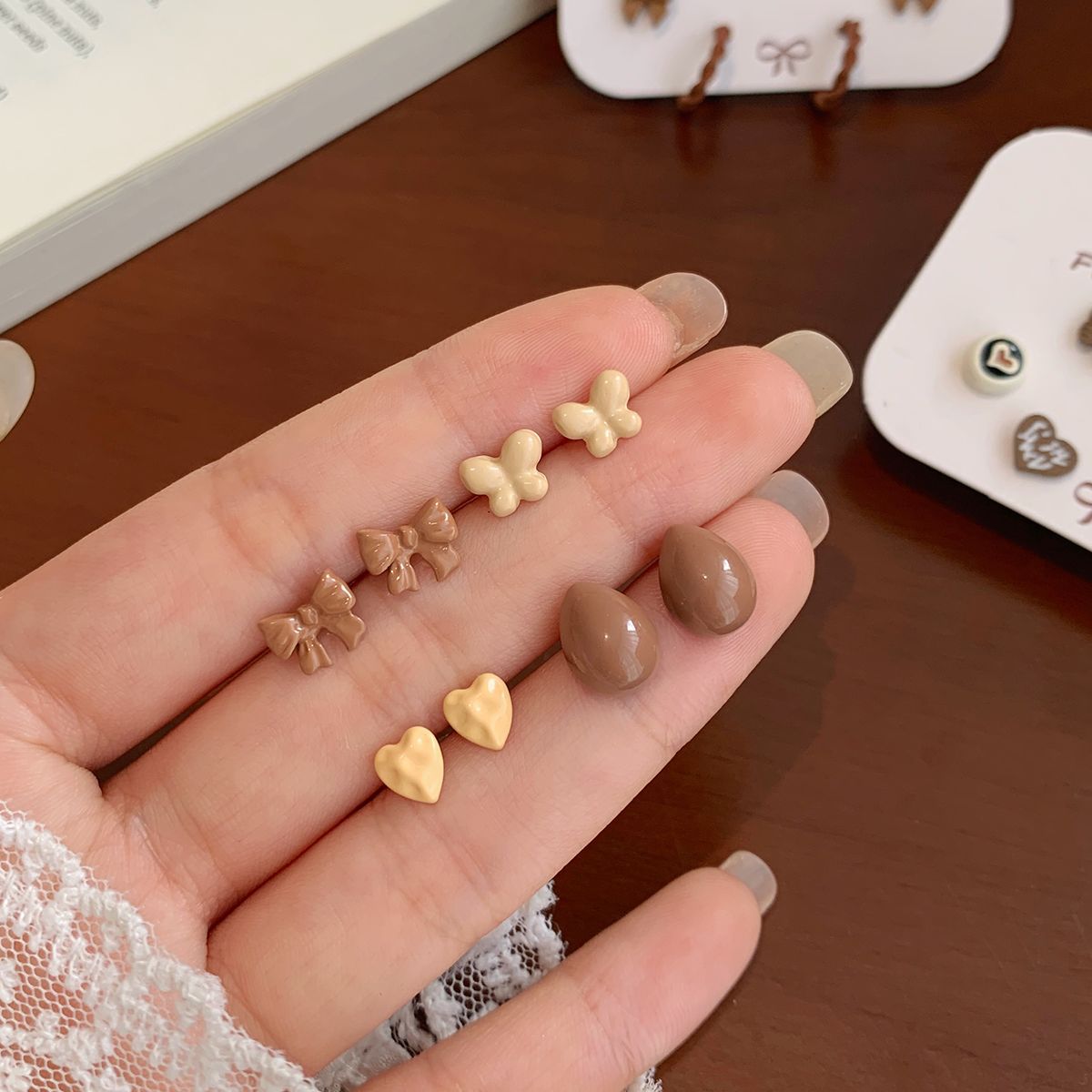 Wholesale Autumn cat geometric bean earrings set silver needle simple small flower bow earrings