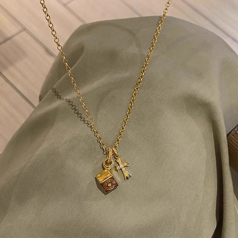 Wholesale  Cross Necklace for Women