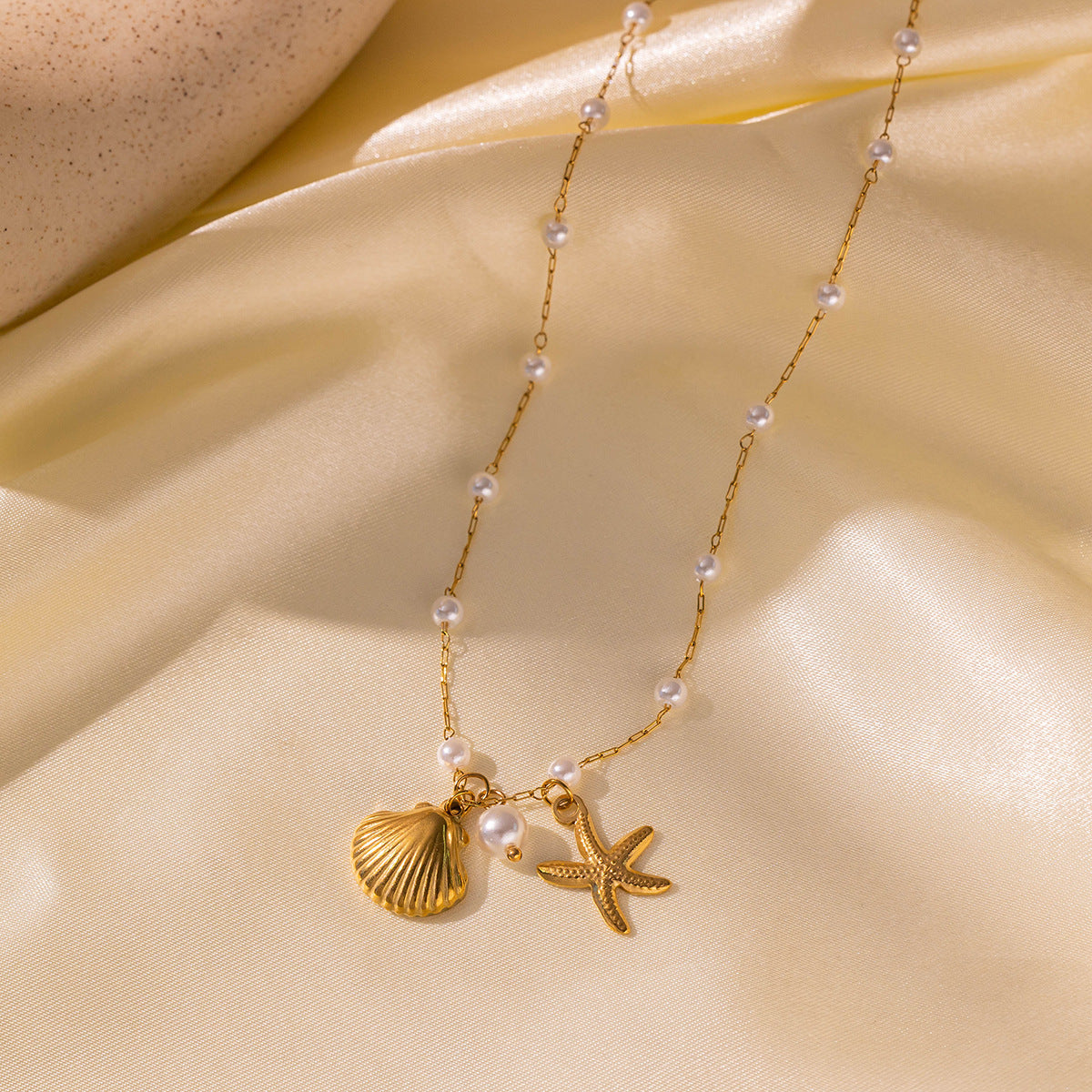 Wholesale  Titanium Steel  Ocean Series Conch Sea Star Dolphin Shell Waterproof Beach Necklace