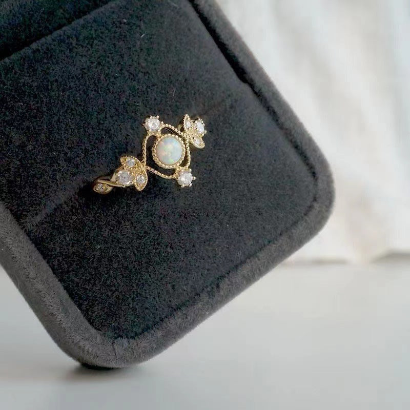 Wholesale Ancient gold inlaid natural opal stone diamond ring