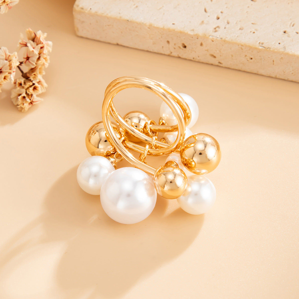 Wholesale Creative Imitation Pearl Pendant Ring