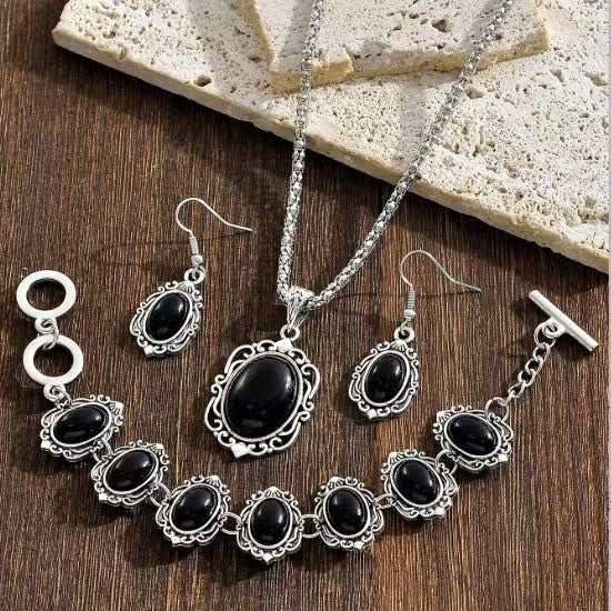 Wholesale Bohemian Retro Turquoise Jewelry Set - Alloy Ethnic Style Layering Necklace,  Earrings,  Bracelet for Party Wear Gift
