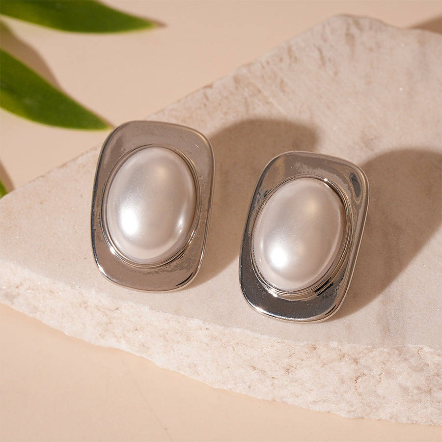 Wholesale pearl square geometric silver pin earrings