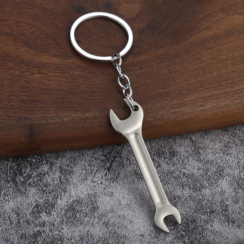 Wholesale 3D  tool keychain creative tool keychain