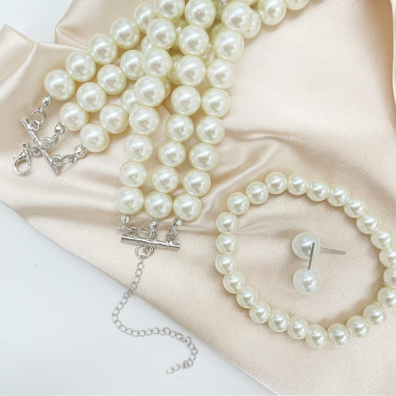 Wholesale Three-layer glass pearl necklace bracelet earrings suit