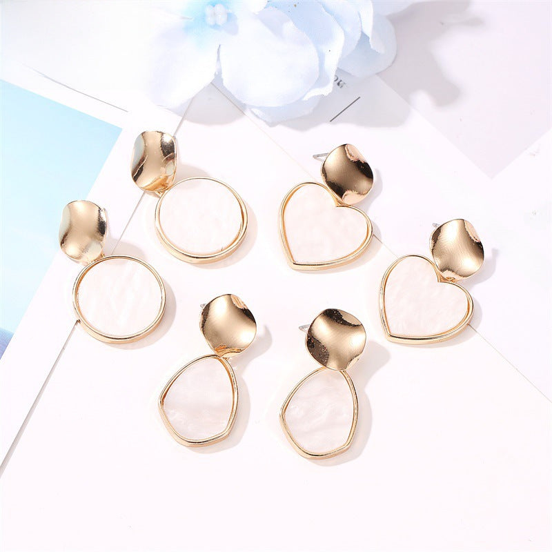 Wholesale  Simple Geometric Love Hollow Round Alloy  Heart Earrings