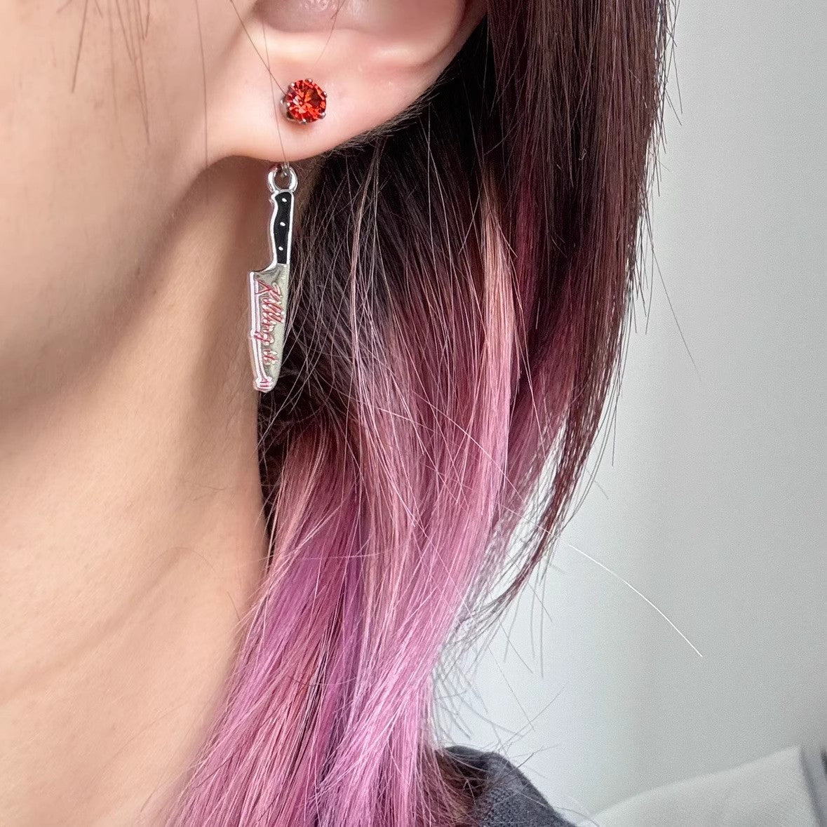 Wholesale Gothic Punk Rock Dagger Stud Stud Earrings