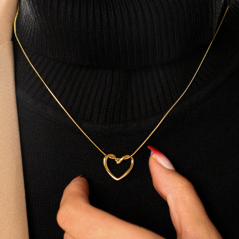 Wholesale Stainless Steel  Hollow Love Necklace