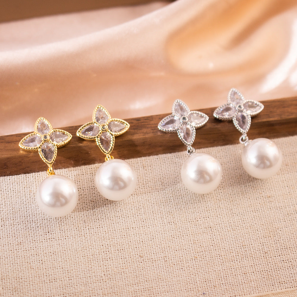 Wholesale  Zircon Four-leaf Clover Pearl Earrings