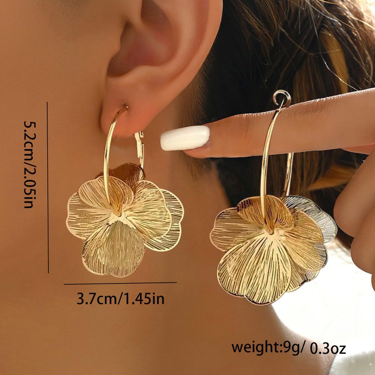 Wholesale Metal Camellia Flower Earrings Hollow Leaf Design Gold Electroplated Fashion Jewelry Accessory