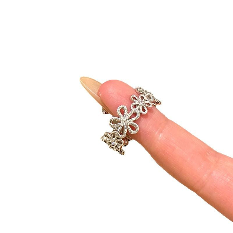 Wholesale High-grade Lace Hollow Flower Ring for Women' s Niche Unique and Exquisite Fashion Commuter All-match Ring Ring