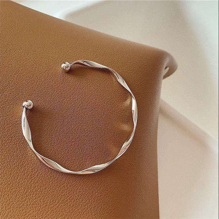 Wholesale  Alloy Mobius Bracelet