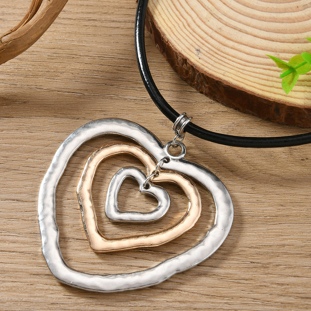 Wholesale Leather Heart Pendant Sweater Chain