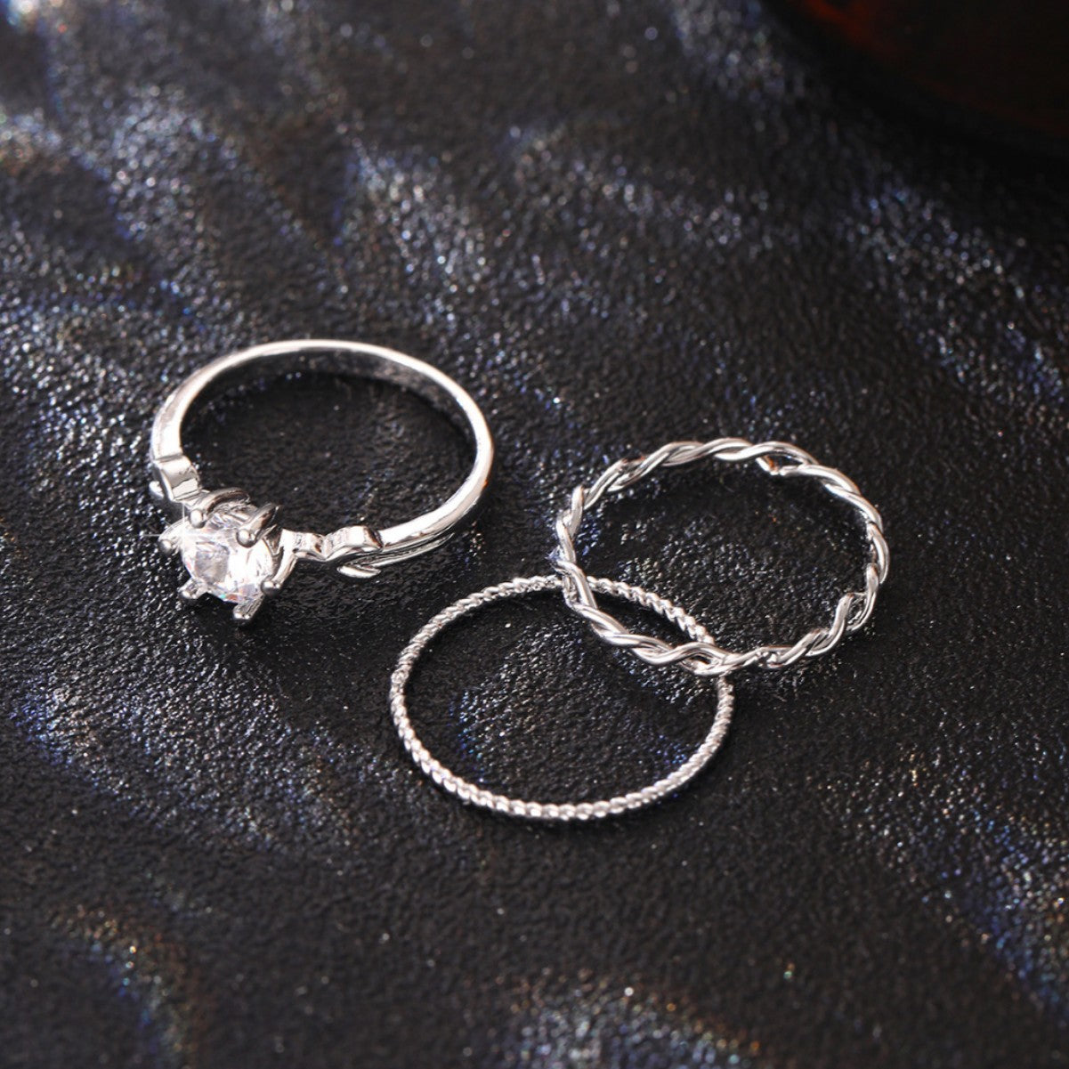 Wholesale 3-piece set twisted copper inlaid shiny white zircon ring for women