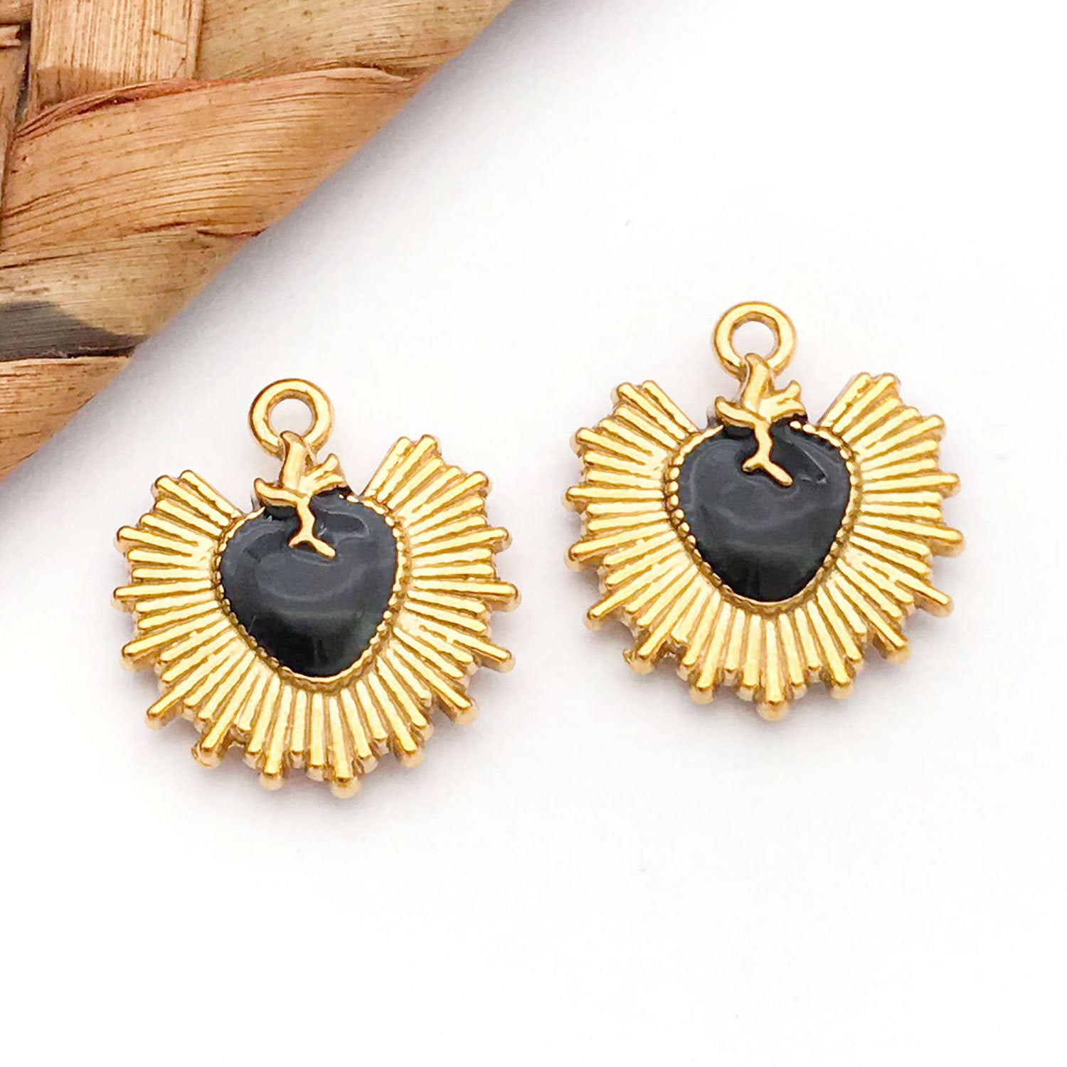 Wholesale Stainless steel gold-plated enamel double-sided heart-shaped  Charms