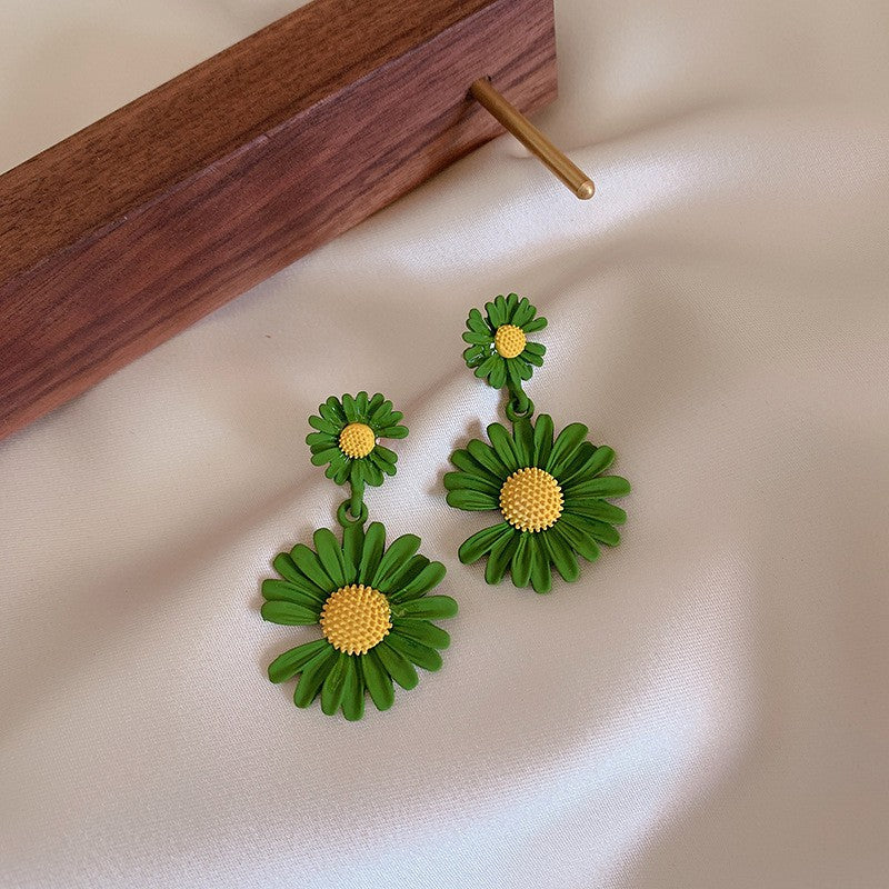 Wholesale Blue resin flower earrings