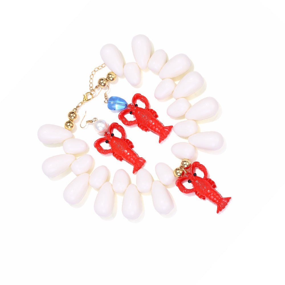 Wholesale Light luxury handmade beaded lobster pendant necklace