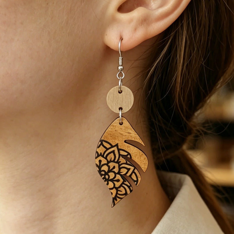Wholesale Bohemian Wooden Earrings With Monstera Leaf Print Chic Jewelry Accessory For Party Wear And Boutique Resale