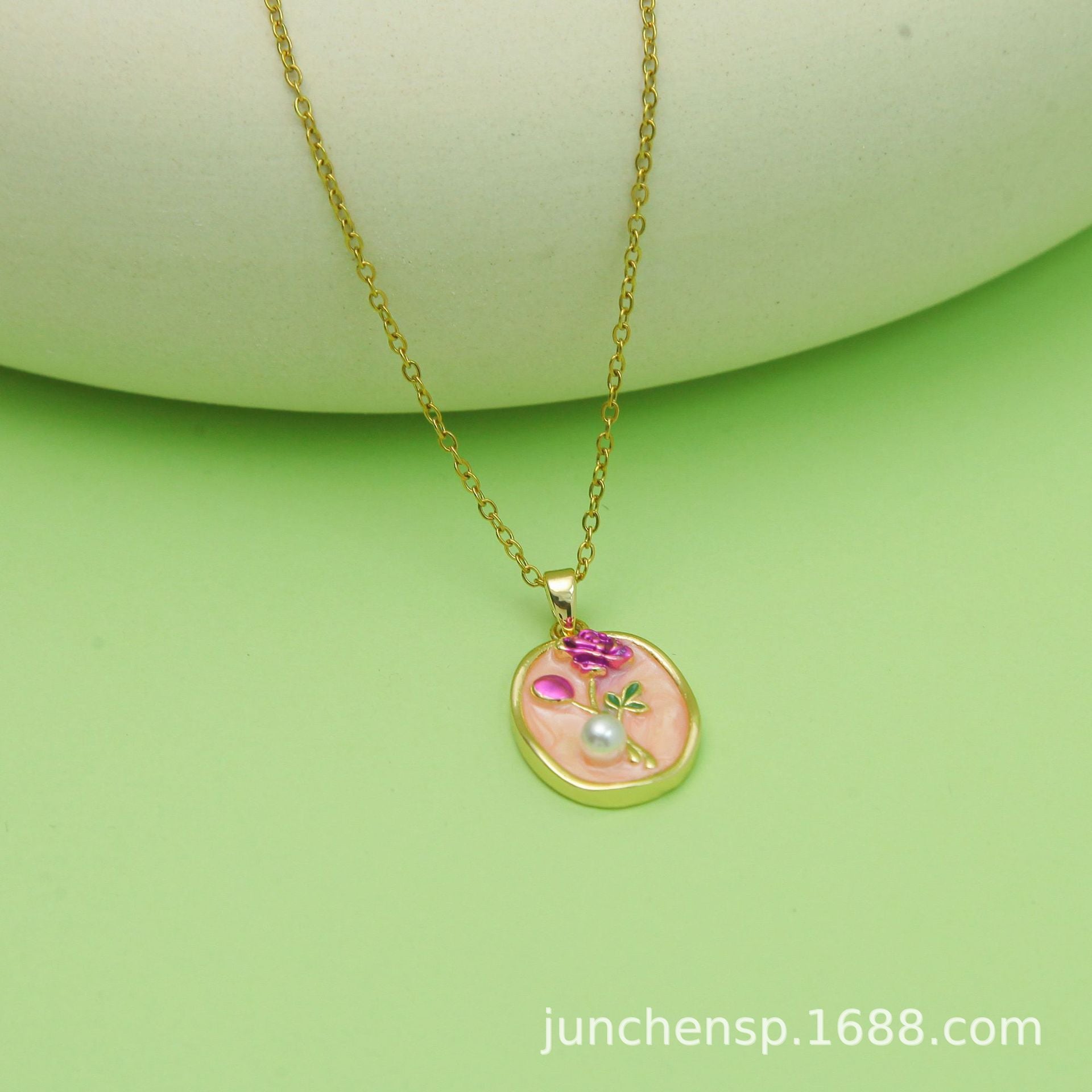 Wholesale Titanium Steel Oil Dropping Painted Mid-ancient Style Rose Pendant  Necklace