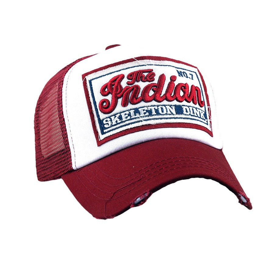 Wholesale Fashionable letter embroidered baseball cap