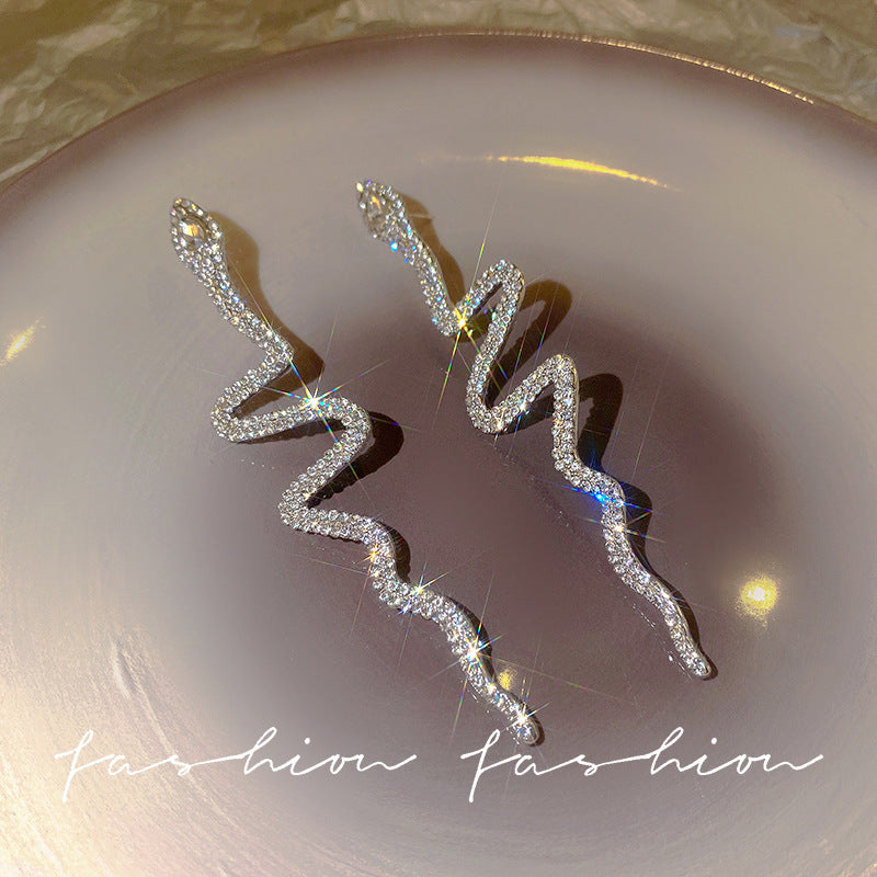 Wholesale Micro-inlaid  Snake-shaped Full Diamond Earrings