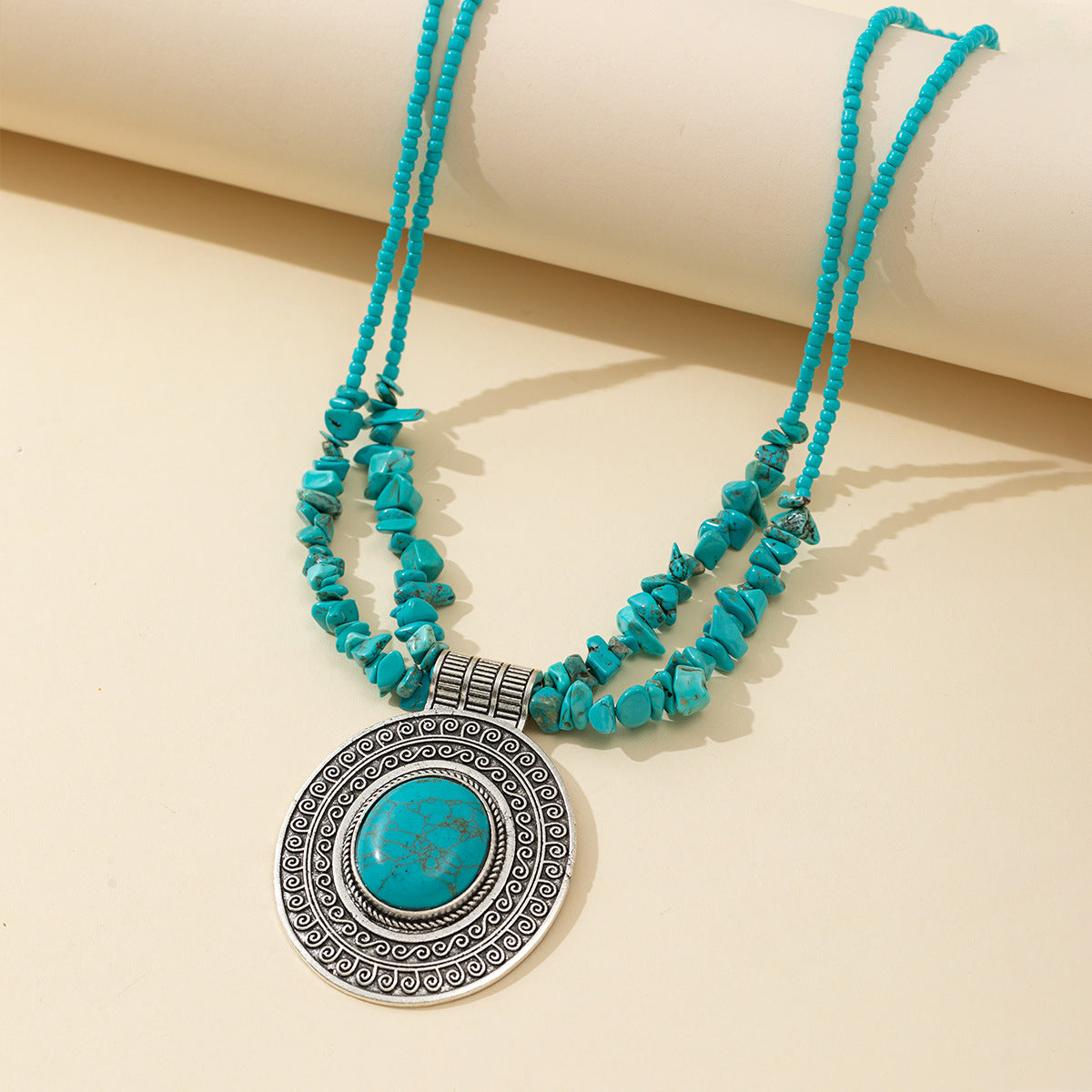 Wholesale Zinc Alloy Vintage Distressed Turquoise Gravel Necklace Ethnic Retro Style Fashion Accessory
