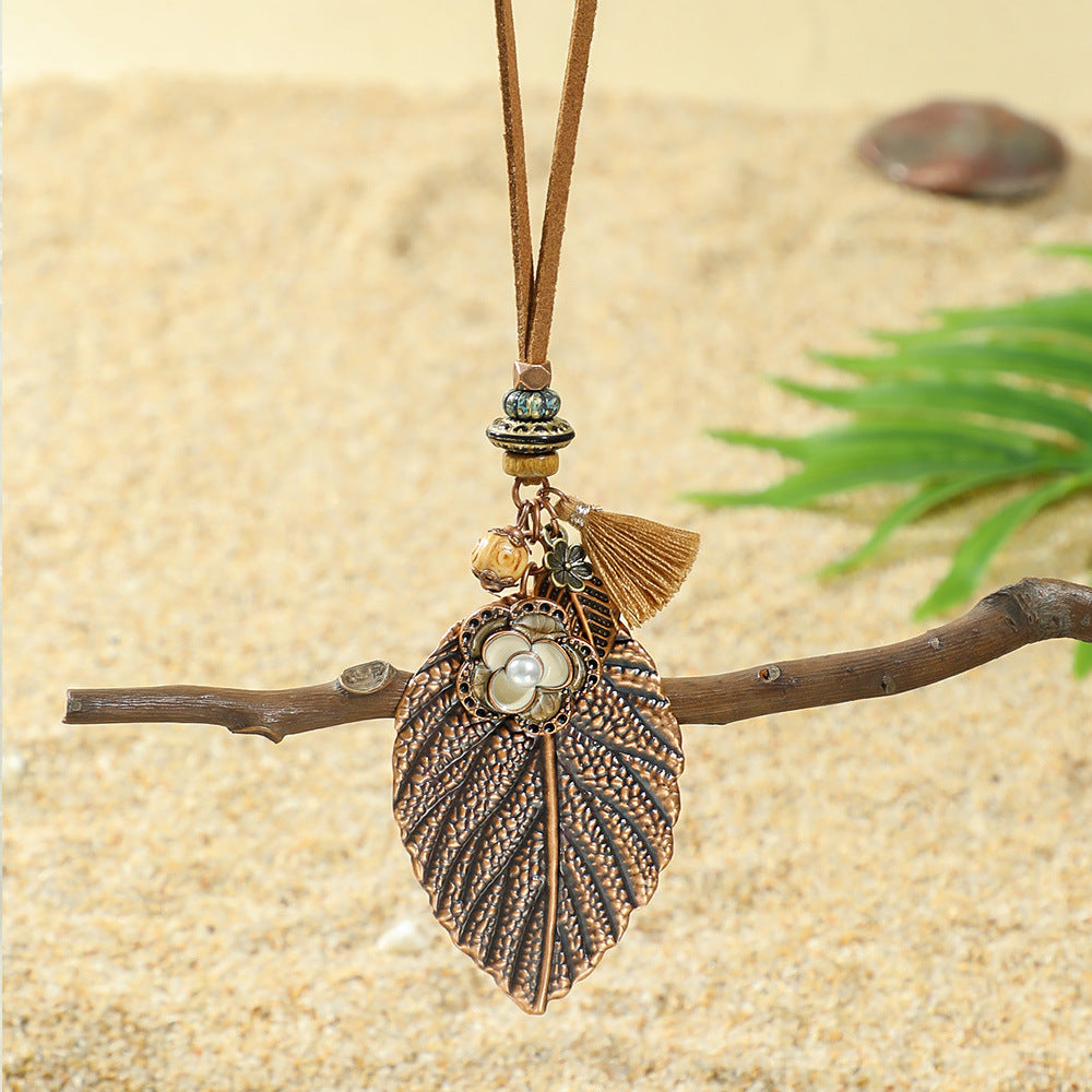 Wholesale Retro Ethnic Style Hollow Leaf Butterfly Dragonfly Necklace Zinc Alloy Fashion Jewelry Accessory