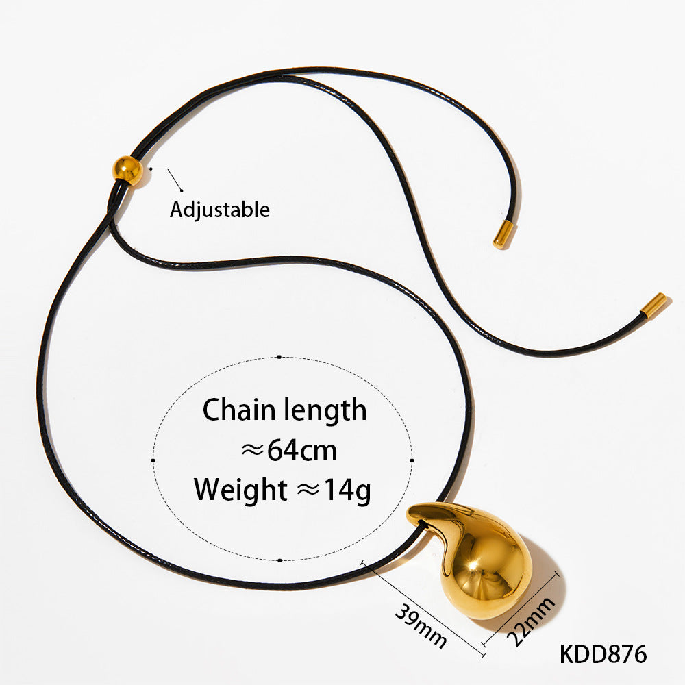 Wholesale stainless steel  simple style fashion exaggerated hollow five-pointed star Circle necklace