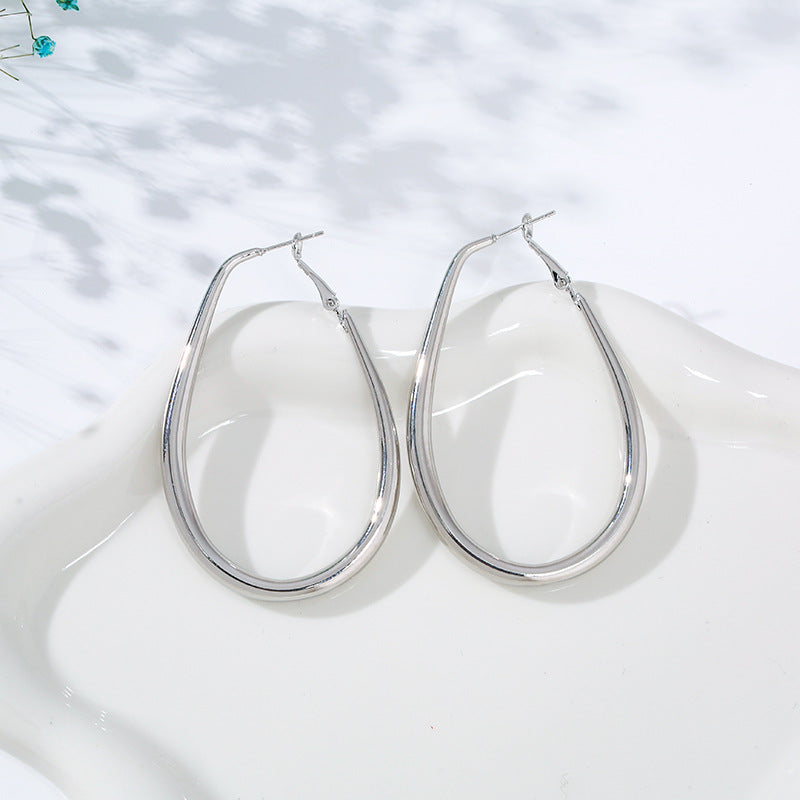 Wholesale metal style geometric oval earrings