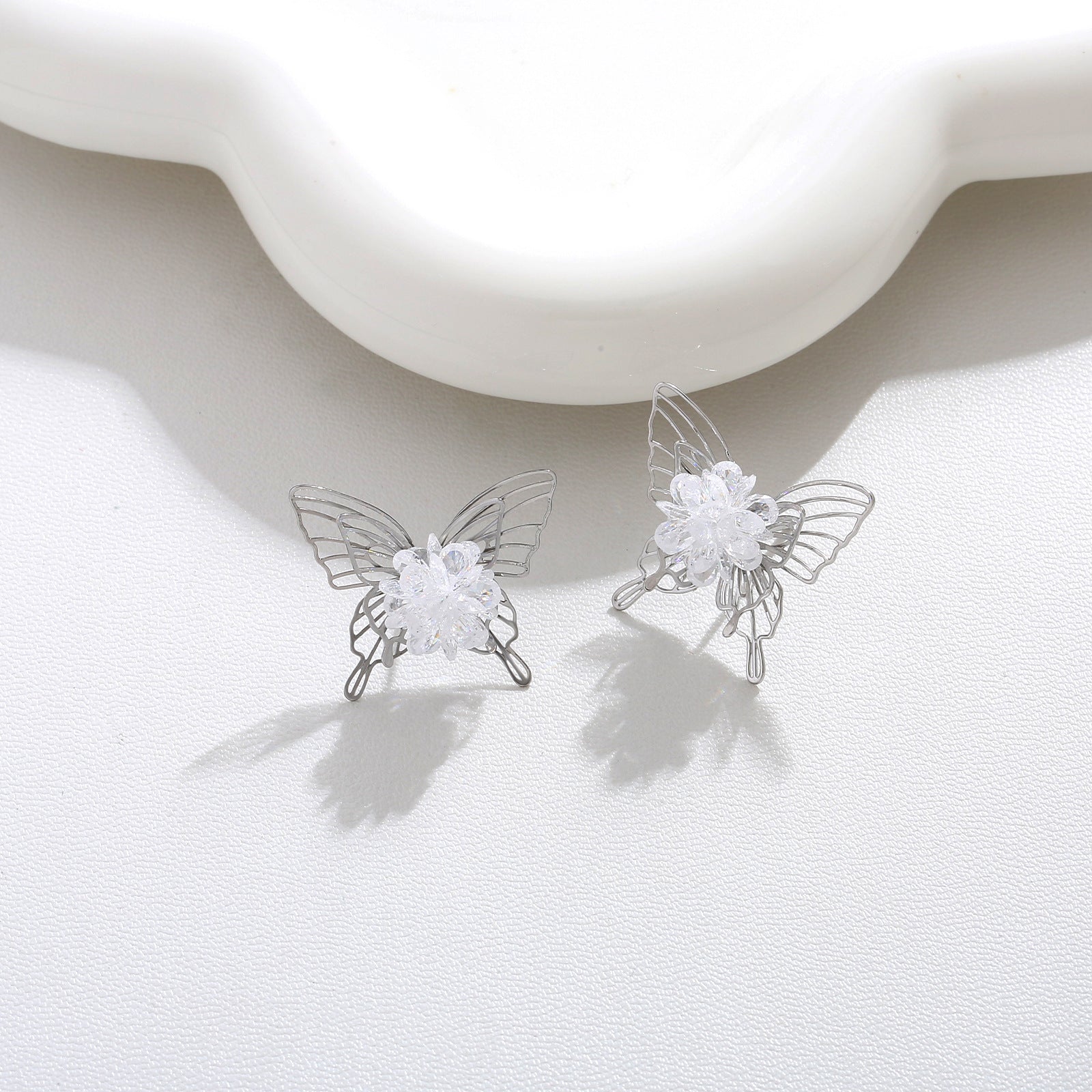 Wholesale  Hollow Butterfly Earrings White Zircon Ball Earrings