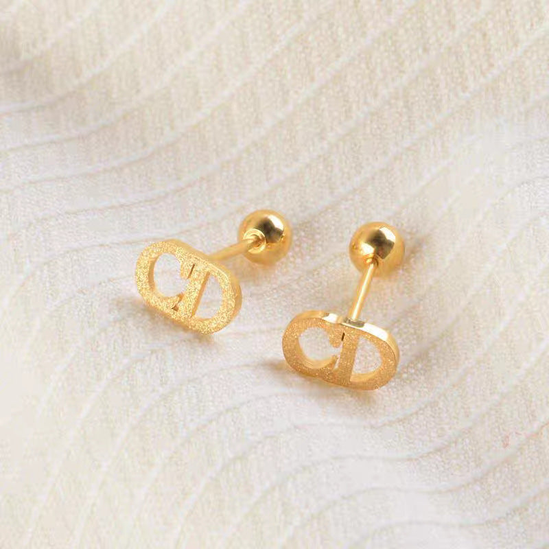 Wholesale Frosted  Pig Nose U-Shaped Titanium Steel Stud Earrings