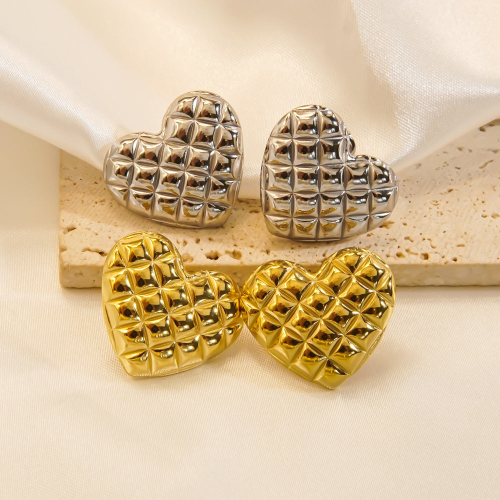 Wholesale  Stainless Steel Diamond Pattern Heart-shaped Earrings