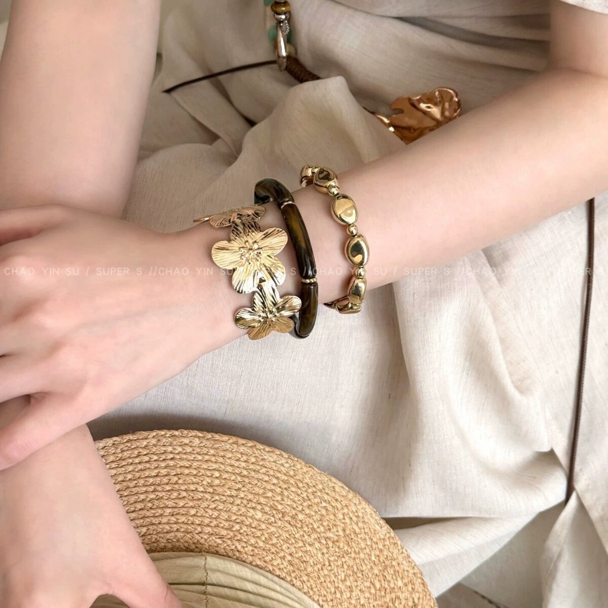 Wholesale Vintage Flower Beaded Bracelet Set For Women Gold Plated Alloy Retro Stackable Jewelry Everyday Wear Gift